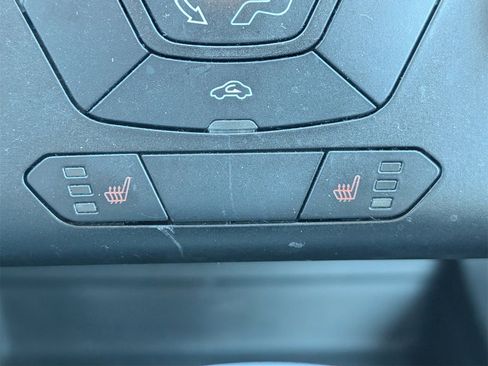 Used 2015 Ford Fusion SE w/ Equipment Group 202A image 18