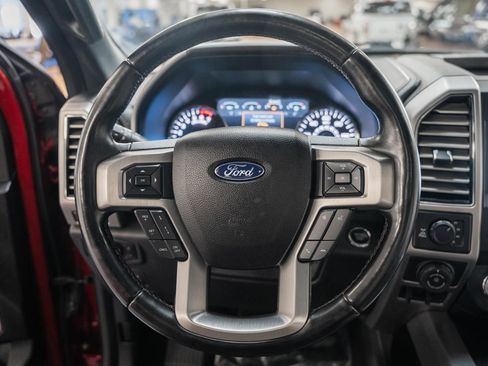 Used 2018 Ford F150 Platinum w/ Equipment Group 701A Luxury image 39