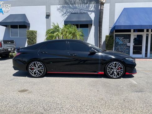 Used 2022 Hyundai Elantra N FWD image 4