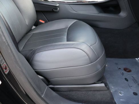 Used 2024 Land Rover Range Rover Sport Dynamic SE image 11