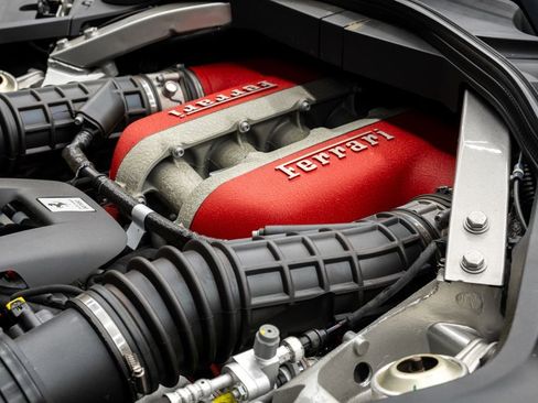 Used 2024 Ferrari Purosangue image 59