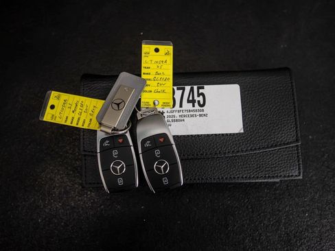 Used 2025 Mercedes-Benz GLS 580 4MATIC image 50