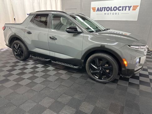 Used 2024 Hyundai Santa Cruz Night image 3