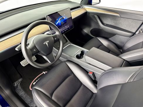 Used 2023 Tesla Model Y Performance image 5