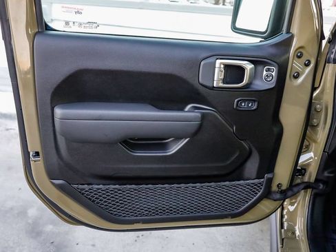 New 2026 Jeep Gladiator Willys AWD/4WD image 25