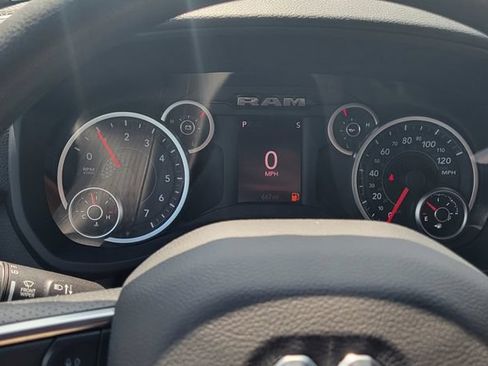 Used 2026 RAM 2500 Tradesman AWD/4WD image 18