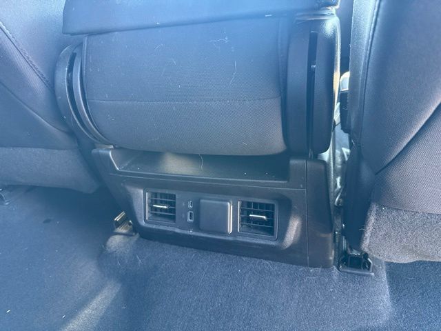 Used 2024 Chevrolet Silverado 1500 RST w/ Z71 Off-Road Package AWD/4WD image 13