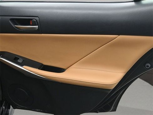 Used 2019 Lexus IS 300 AWD w/ Navigation Package image 16