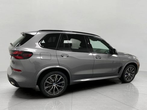 New 2026 BMW X5 xDrive40i image 2