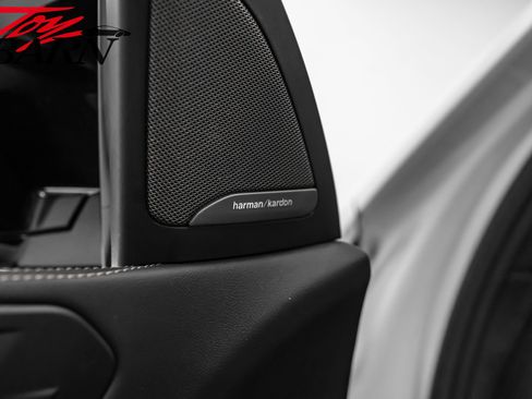 Used 2024 BMW X5 M60i image 25