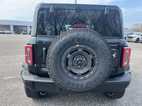 New 2025 Ford Bronco Badlands image 28