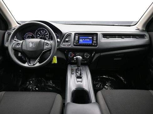 Certified 2022 Honda HR-V LX image 43