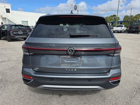 New 2025 Volkswagen Taos SE image 4