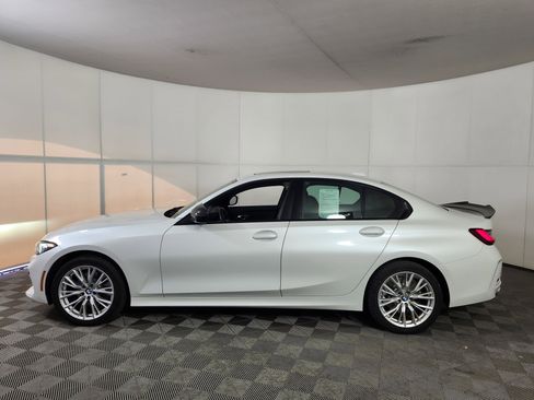 Used 2023 BMW 330i xDrive Sedan image 4