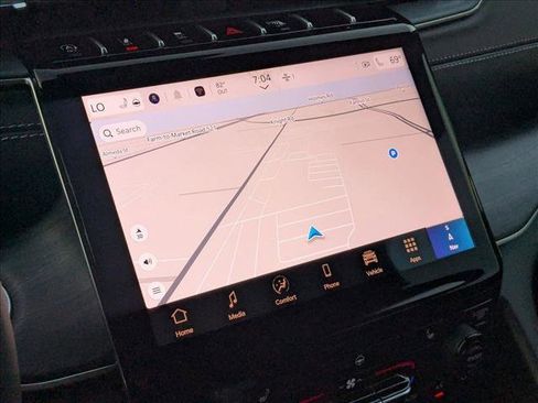 New 2025 Jeep Grand Cherokee L Limited w/ Black Appearance Package image 15