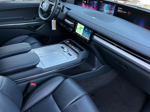 New 2026 Lincoln Navigator L Reserve image 16