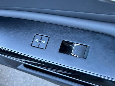 Used 2024 Lexus ES 350 F Sport w/ Accessory Package (Z2) FWD image 22