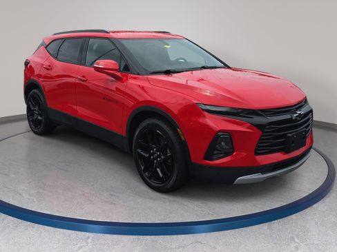 Used 2020 Chevrolet Blazer LT AWD/4WD image 3