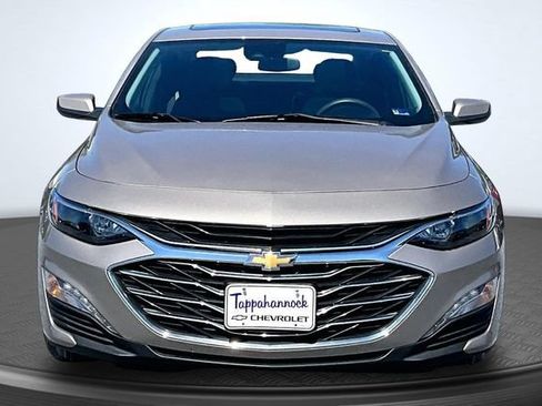 Used 2024 Chevrolet Malibu LT FWD image 2