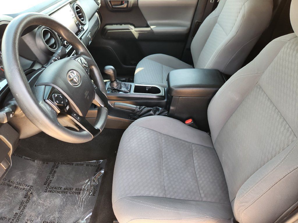 Used 2022 Toyota Tacoma SR RWD image 14