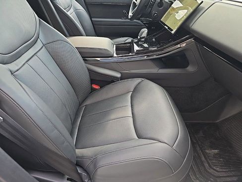 Used 2024 Land Rover Range Rover Sport Autobiography image 7
