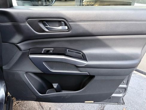 Used 2022 Nissan Pathfinder SL image 22