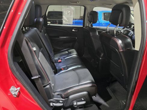 Used 2018 Dodge Journey GT FWD image 34
