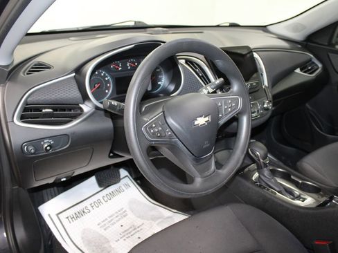 Used 2023 Chevrolet Malibu LS image 22
