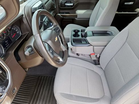 Used 2022 Chevrolet Silverado 1500 LT RWD image 19