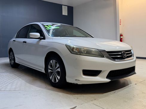Used 2014 Honda Accord LX image 19