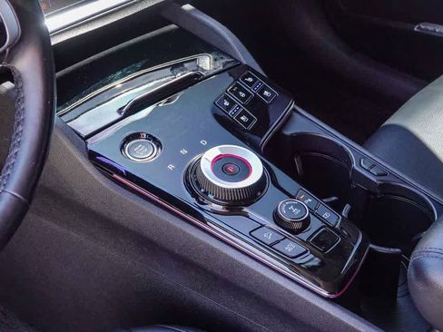 Certified 2023 Kia Sportage SX Prestige AWD/4WD image 18
