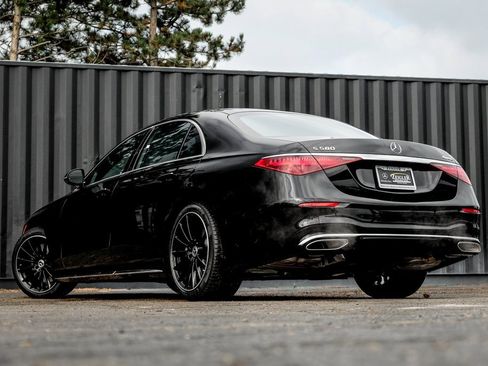 New 2026 Mercedes-Benz S 580 4MATIC Sedan image 2