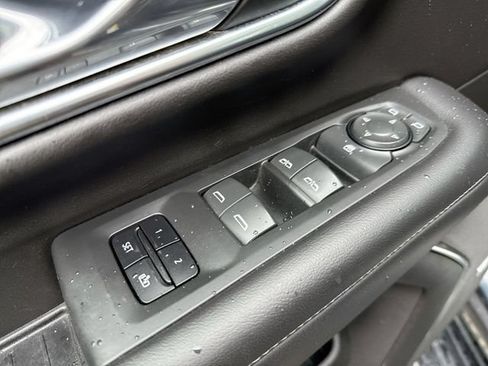 Used 2021 Chevrolet Tahoe LT AWD/4WD image 13