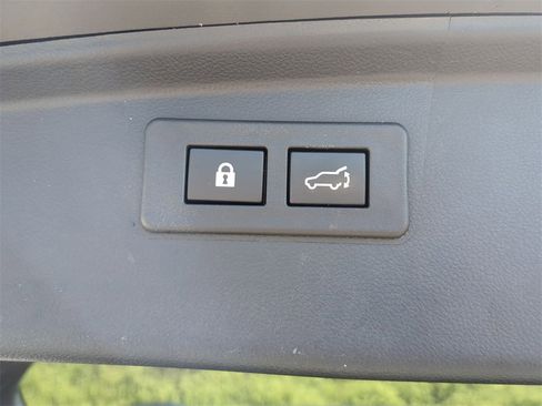 Used 2022 Subaru Outback Limited image 10