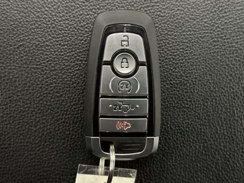 Used 2022 Ford F150 Lariat AWD/4WD image 10