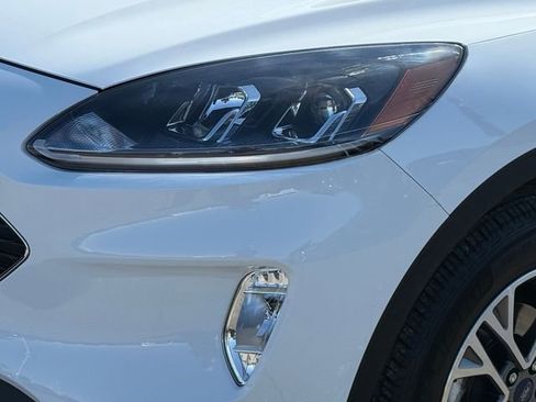 Certified 2022 Ford Escape SEL image 25