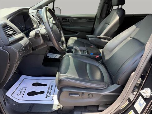 Used 2023 Honda Odyssey Sport image 15