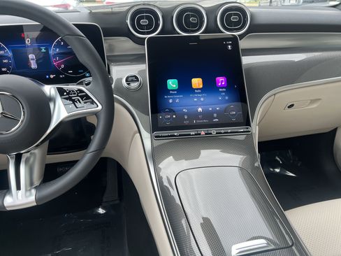 Certified 2025 Mercedes-Benz GLC 300 image 36