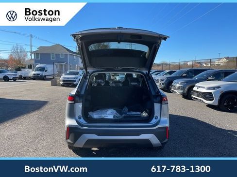 New 2026 Volkswagen Tiguan SE image 10