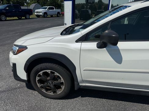 Used 2021 Subaru Crosstrek 2.0i AWD/4WD image 3