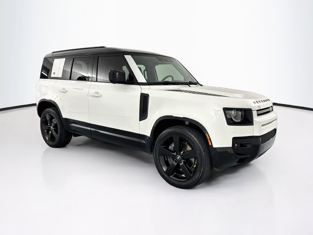 Certified 2024 Land Rover Defender 110 X-Dynamic SE AWD/4WD image 3
