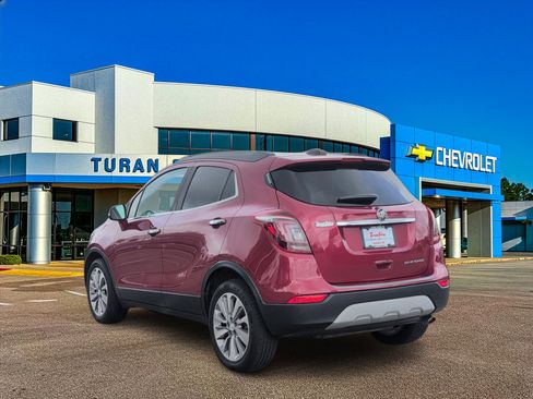 Used 2019 Buick Encore Preferred FWD image 3