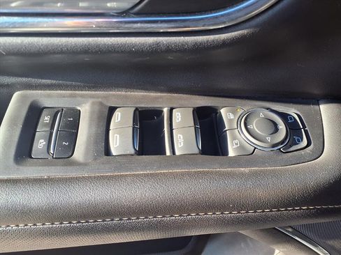 Used 2024 Chevrolet Tahoe Premier image 12