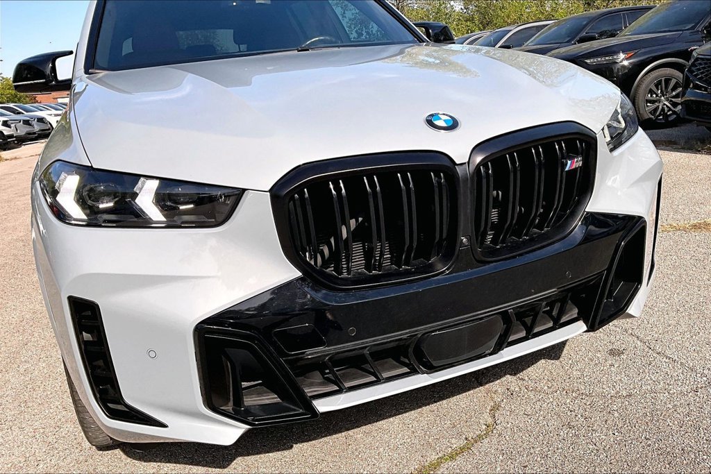 Used 2024 BMW X5 M60i AWD/4WD image 38