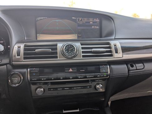 Used 2014 Lexus LS 460 AWD w/ Comfort Package image 32