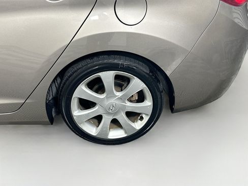 Used 2012 Hyundai Elantra Limited w/ Technology Pkg 5 FWD image 11