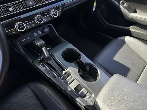 Used 2024 Honda Civic Touring image 15