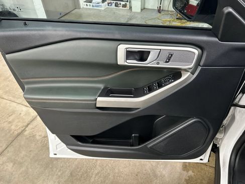 Certified 2022 Ford Explorer Timberline w/ Timberline Technology Package AWD/4WD image 15