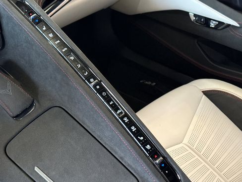 Used 2023 Chevrolet Corvette Stingray Premium Cpe w/ Z51 Performance Package RWD image 23