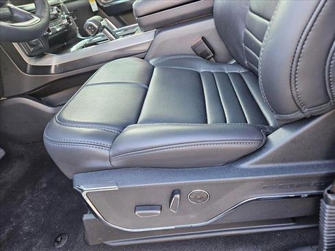 New 2025 Ford F150 Platinum w/ Equipment Group 702A High image 4